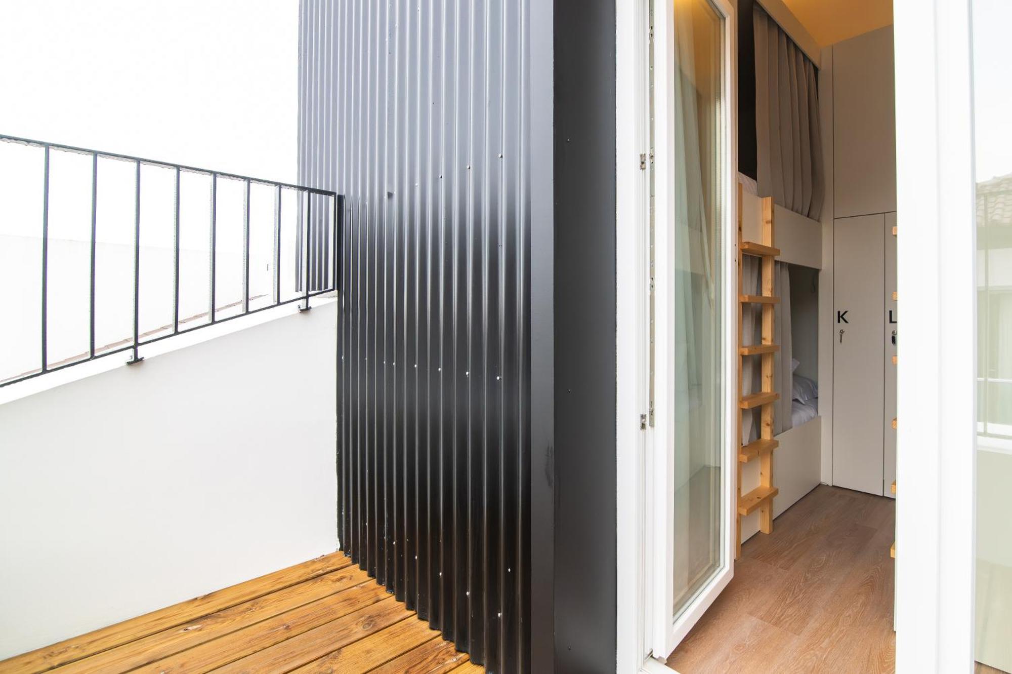 Azoriani City Hostel Ponta Delgada Εξωτερικό φωτογραφία
